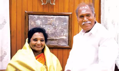 புதுவை துணைநிலை ஆளுநராக பதவியேற்று 2 ஆண்டு நிறைவு- தமிழிசைக்கு முதல்-அமைச்சர் ரங்கசாமி நேரில் வாழ்த்து