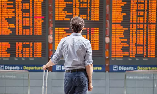 ஊழியர்கள் வேலைநிறுத்தம்- ஜெர்மனியில் ஆயிரக்கணக்கான விமானங்கள் ரத்து