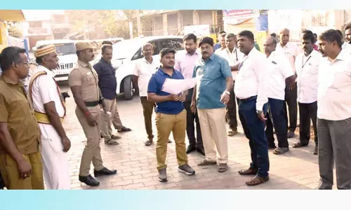 வளர்ச்சி பணிகள் குறித்து கலெக்டர் ஆய்வு