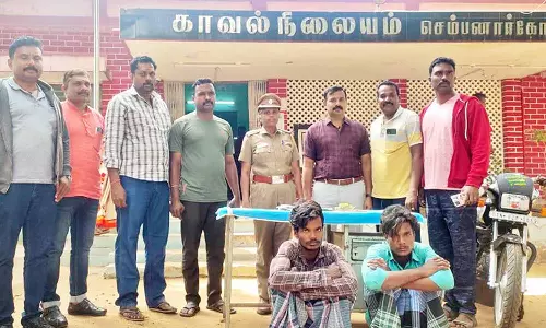 கோவில் உண்டியல்களை உடைத்து பணம் கொள்ளையடித்த அண்ணன்-தம்பி கைது
