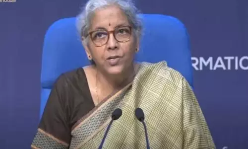 ஜிஎஸ்டி இழப்பீடு நிலுவைத் தொகை இன்றே விடுவிக்கப்படும்- நிதி மந்திரி நிர்மலா சீதாராமன் பேட்டி