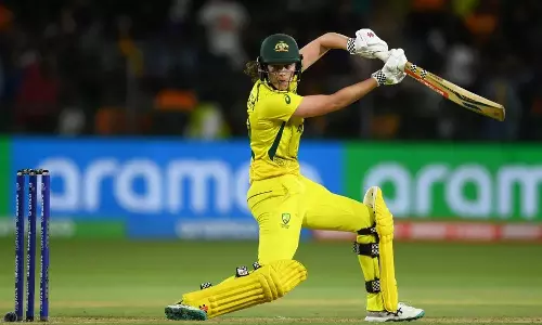 மகளிர் டி20 உலக கோப்பை - தென் ஆப்பிரிக்காவை வீழ்த்தி அரையிறுதிக்கு முன்னேறியது ஆஸ்திரேலியா