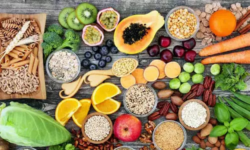 ஆரோக்கிய  வாழ்வுக்கு இயற்கை உணவே சிறந்தது - கருத்தரங்கில் அறிவுறுத்தல்