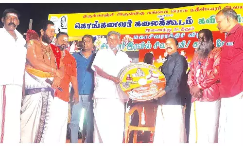 கங்கா ஆரத்தி பாடல் குறுந்தகடு-அமைச்சர் தேனீ.ஜெயக்குமார் வெளியிட்டார்