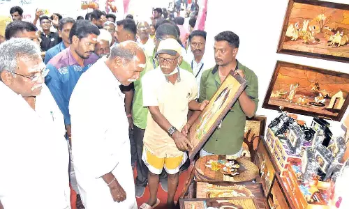 கைவினை பொருட்கள் கண்காட்சி-முதல்-அமைச்சர் ரங்கசாமி திறந்து வைத்தார்