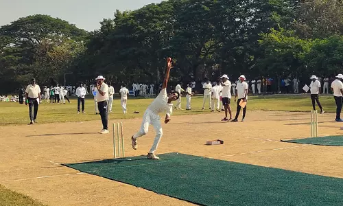 கடலூர் அண்ணா விளையாட்டு மைதானத்தில் தமிழ்நாடு கிரிக்கெட் அணிக்கு பந்து வீச்சாளர்களுக்கான தேர்வு:  600-க்கும் மேற்பட்ட வீரர்கள் பங்கேற்பு