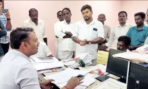 வாழவயல் பகுதியில் அடிப்படை வசதிகள் செய்து தராவிட்டால் போராட்டம்-பொதுமக்கள் அறிவிப்பு