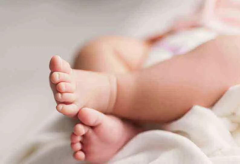 போத்தனூர் அருகே பிறந்து 20 நாட்களேயான பெண் குழந்தை பலி