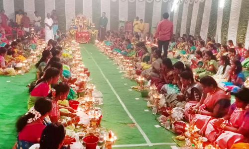 மாசி உற்சவத்தையொட்டி திருவிளக்கு வழிபாடு