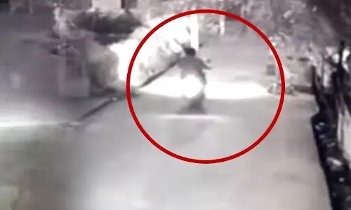 2 இருசக்கர வாகனம் திருட்டு