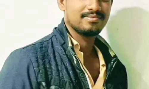 அனுமதியின்றி நடத்தப்பட்ட மஞ்சுவிரட்டில் காளை முட்டி வாலிபர்  பலி