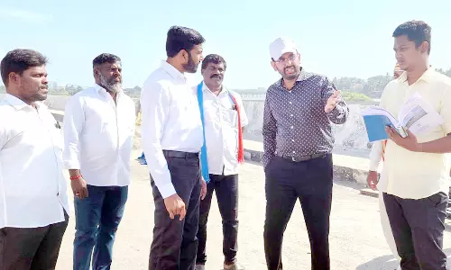 வெட்டாறு பாலம் சீரமைப்பு பணி ஆய்வு