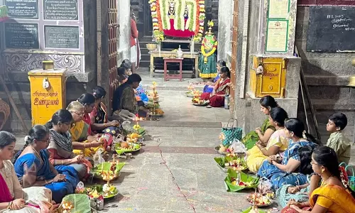 தருமபுரி குமாரசாமிப்பேட்டை நடராஜர் கோவிலில் குத்து விளக்கு பூஜை