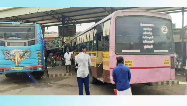 ஓரியூர் செல்லும் இலவச பஸ்கள் சரிவர இயங்கவில்லை ஓரியூர் செல்லும் இலவச பஸ்கள் சரிவர இயங்கவில்லை