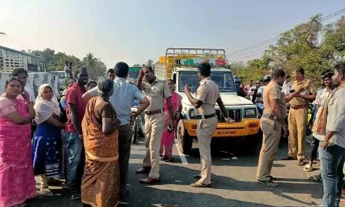 பி.ஏ.பி., வாய்க்காலில் மூழ்கிய கல்லூரி மாணவரை 3-வது நாளாக தேடும் பணி தீவிரம்