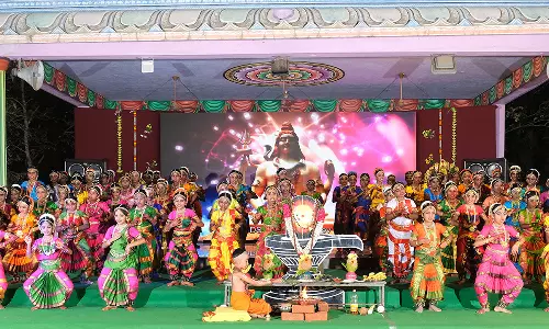 பள்ளியில் சலங்கை விழா