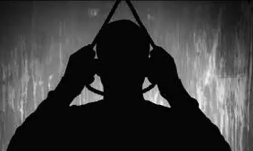 போக்சோ சட்டத்தில் கைதான தொழிலாளி தற்கொலை