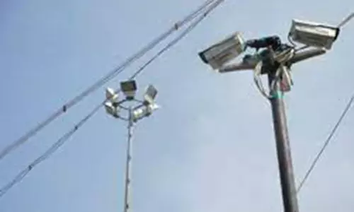 பேராவூரணியில், உயர்மின் கோபுர விளக்கு அமைக்க கோரிக்கை