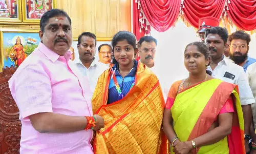 ஆசிய ரோலர் ஸ்கேட்டிங் போட்டியில் புதுவை மாணவி தேர்வு