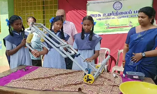 சுமைதூக்கும் கருவி-ஆசிரியர்கள் பாராட்டு