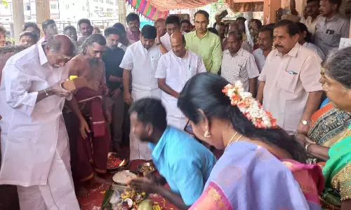 ரூ.2 1/2 கோடியில் நவீன சமுதாய நலக்கூடம்-முதல்-அமைச்சர் ரங்கசாமி பணியை தொடங்கி வைத்தார்