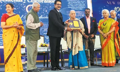 டெல்லியில் தமிழ்க்கல்லூரி அமைக்க ரூ.25 லட்சம் நிதி உதவி- சரத்குமார் அறிவிப்பு