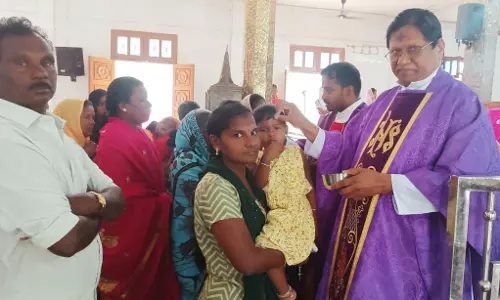 ஏலாக்குறிச்சி அடைக்கல அன்னை ஆலயத்தில் சாம்பல் புதன் சிறப்பு திருப்பலி