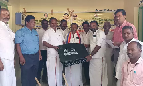 விவசாயிகளுக்கு உபகரணங்கள் வழங்கும் நிகழ்ச்சி