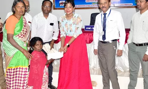 பயனாளிகளுக்கு ரூ.4.40 கோடி மதிப்பில் கடனுதவி