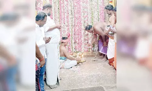 வேதாரண்யம் வேதாரண்யேசுவரர் கோவிலில் திருக்கதவு திறக்கும் விழா