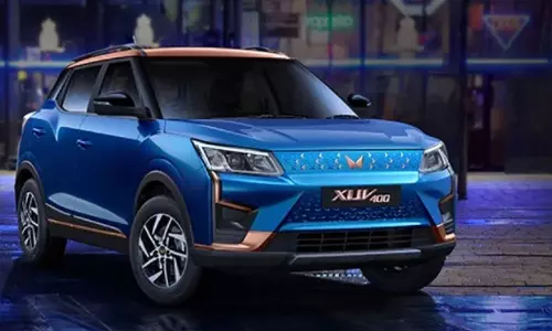 ரூ. 1 கோடி கொடுத்து மஹிந்திரா XUV400  வாங்கிய நபர்
