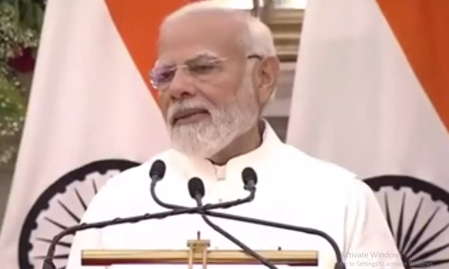 இந்தியாவில் முதலீடு செய்யும் முக்கிய நாடுகளில் ஒன்றாக ஜெர்மனி உள்ளது- பிரதமர் மோடி பேச்சு இந்தியாவில் முதலீடு செய்யும் முக்கிய நாடுகளில் ஒன்றாக ஜெர்மனி உள்ளது- பிரதமர் மோடி பேச்சு