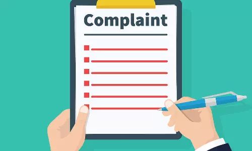 குடியிருப்பு சந்தா விவகாரம் - போலீஸ் நிலையத்தில் புகார்