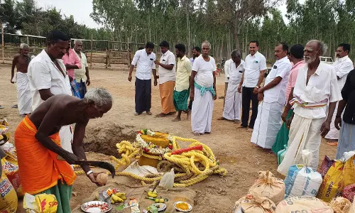 மாங்கோட்டையில் வடமாடு ஜல்லிகட்டு விழா