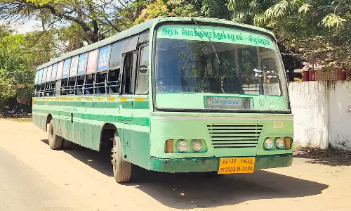 விபத்தில் வாலிபர் சாவு:   நஷ்டஈடு வழங்காத அரசு பஸ் ஜப்தி