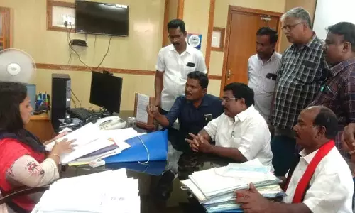 தனியார் நிறுவன தொழிலாளர் பிரச்சினை