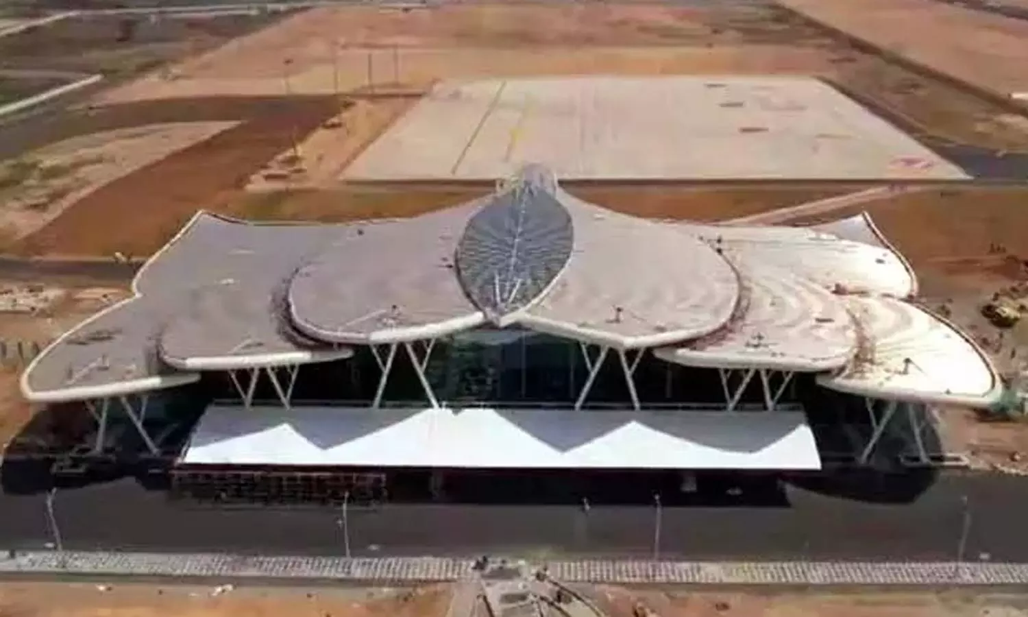 சிவமொக்கா விமான நிலையம் - பிரதமர் மோடி இன்று திறந்து வைக்கிறார் சிவமொக்கா விமான நிலையம் - பிரதமர் மோடி இன்று திறந்து வைக்கிறார்