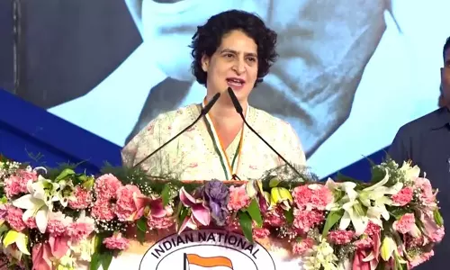 பாஜகவை எதிர்த்து போராடும் துணிச்சல் காங்கிரஸ்காரர்களிடம் உள்ளது- பிரியங்கா காந்தி பரபரப்பு பேச்சு