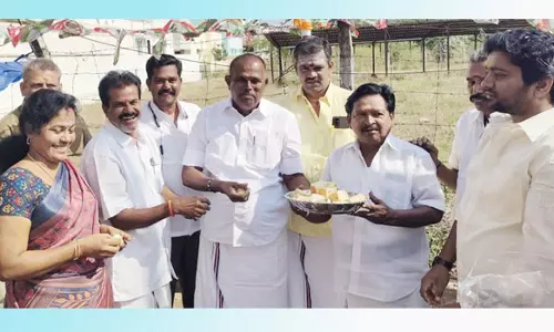 ஜெயலலிதா பிறந்த நாள் கொண்டாட்டம்