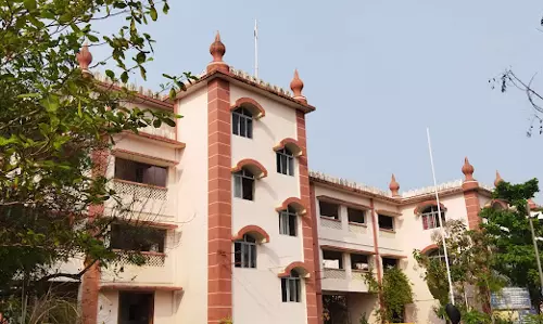 விவசாயிடம் லஞ்சம் வாங்கிய வருவாய் ஆய்வாளருக்கு ஓராண்டு சிறை