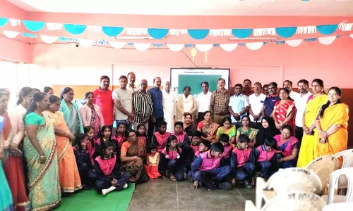 கோத்தகிரி புனித அந்தோனியார் அரசு உதவி நடுநிலைப்பள்ளியில் ஸ்மார்ட் கிளாஸ் வகுப்பு திறப்பு விழா