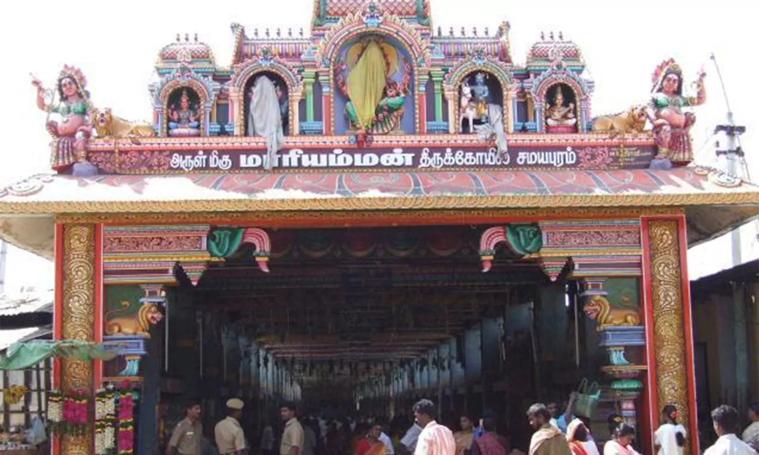 சமயபுரம் மாரியம்மன் கோவில் பூச்சொரிதல் விழா வருகிற 12-ந் தேதி தொடங்குகிறது சமயபுரம் மாரியம்மன் கோவில் பூச்சொரிதல் விழா வருகிற 12-ந் தேதி தொடங்குகிறது