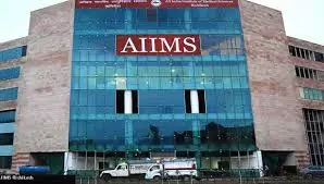 மதுரை எய்ம்ஸ் மருத்துவமனைக்கு ரூ.12.35 கோடி மட்டுமே ஒதுக்கீடு- தகவல் அறியும் உரிமை சட்டத்தில் தகவல்