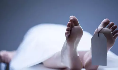 அடையாளம் தெரியாத முதியவர் பிணம்