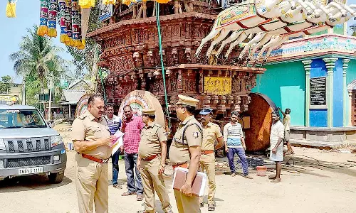 வேதாரண்யேஸ்வரர் கோவிலில் தேர் திருவிழா பாதுகாப்பு ஏற்பாடுகள் குறித்து போலீசார் ஆய்வு