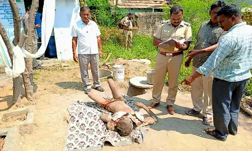 தம்பியை கொன்று கழிவு நீர் தொட்டியில் புதைத்த தொழிலாளி