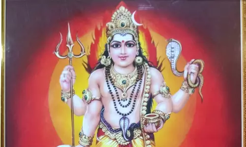 சிவபெருமானின் ருத்திர ரூபமான பைரவ மூர்த்தி