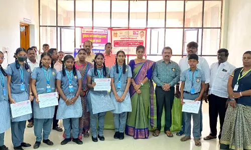 சங்கரன்கோவில் நகராட்சியில் தூய்மை நகருக்கான மக்கள் இயக்கத்தில் சிறப்பாக பணியாற்றியவர்களுக்கு சான்றிதழ்