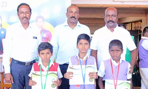 நெல்லை வண்ணார்பேட்டை விவேகானந்தா வித்யாஷ்ரம் பள்ளியில் விளையாட்டு விழா கொண்டாட்டம்