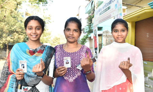 ஈரோடு இடைத்தேர்தலில் 3 மணி நிலவரப்படி 59.22 சதவீத வாக்குகள் பதிவு